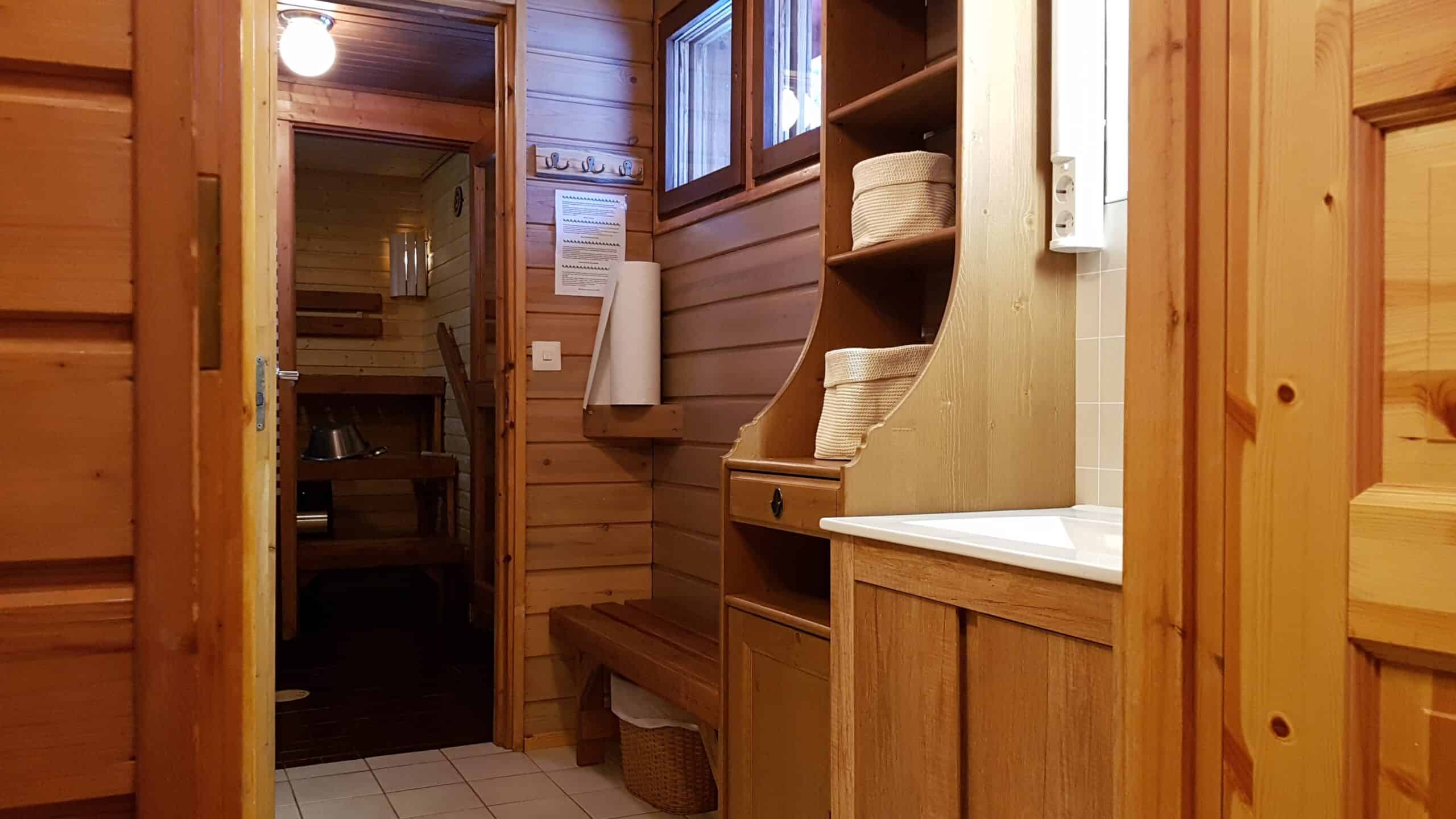 kylpyhuone ja sauna seita